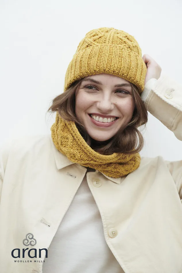 Merino Wool Diamond Stitch Hat Aran Woollen Mills Earrings
