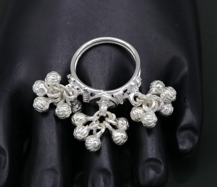 TRIBAL ORNAMENTS Vintage design Sterling silver handmade charm ring excellent customized noisy bells drops personalized girls womens jewelry sr260 Rings