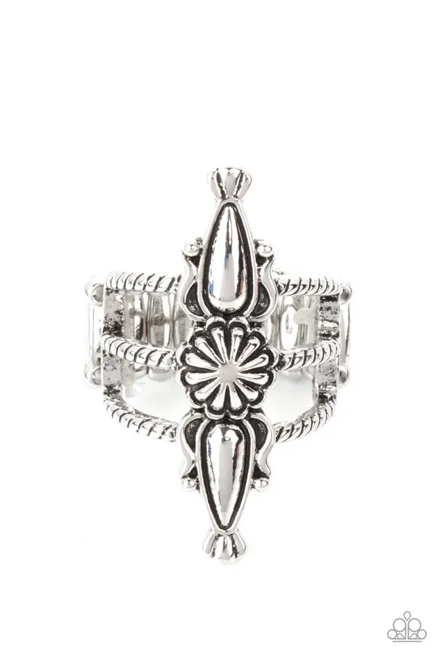 Paparazzi Ring Westward Expansion Silver Paparazzi Jewelry Rings