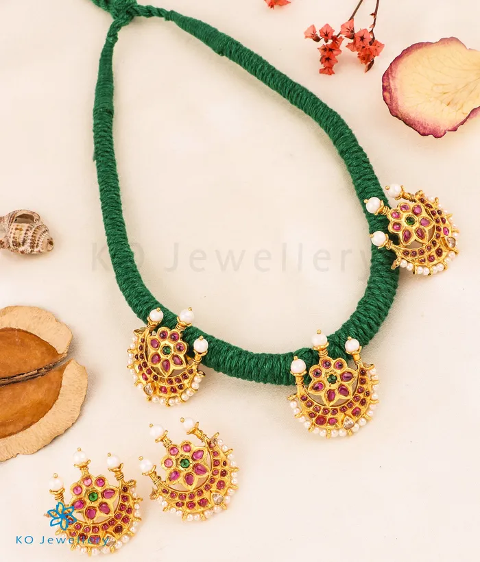 Silversmith Necklaces The Chandrodaya Silver Thread Necklace Green