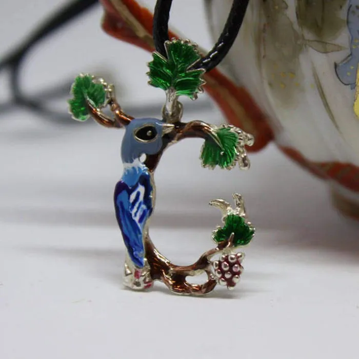 ArtZard Necklaces ArtZard Armenian Bird Letter Trchnakir Silver Pendant with Enamel