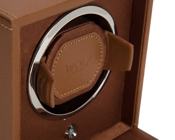Wolf Watches Cub Watch Winder With Cover